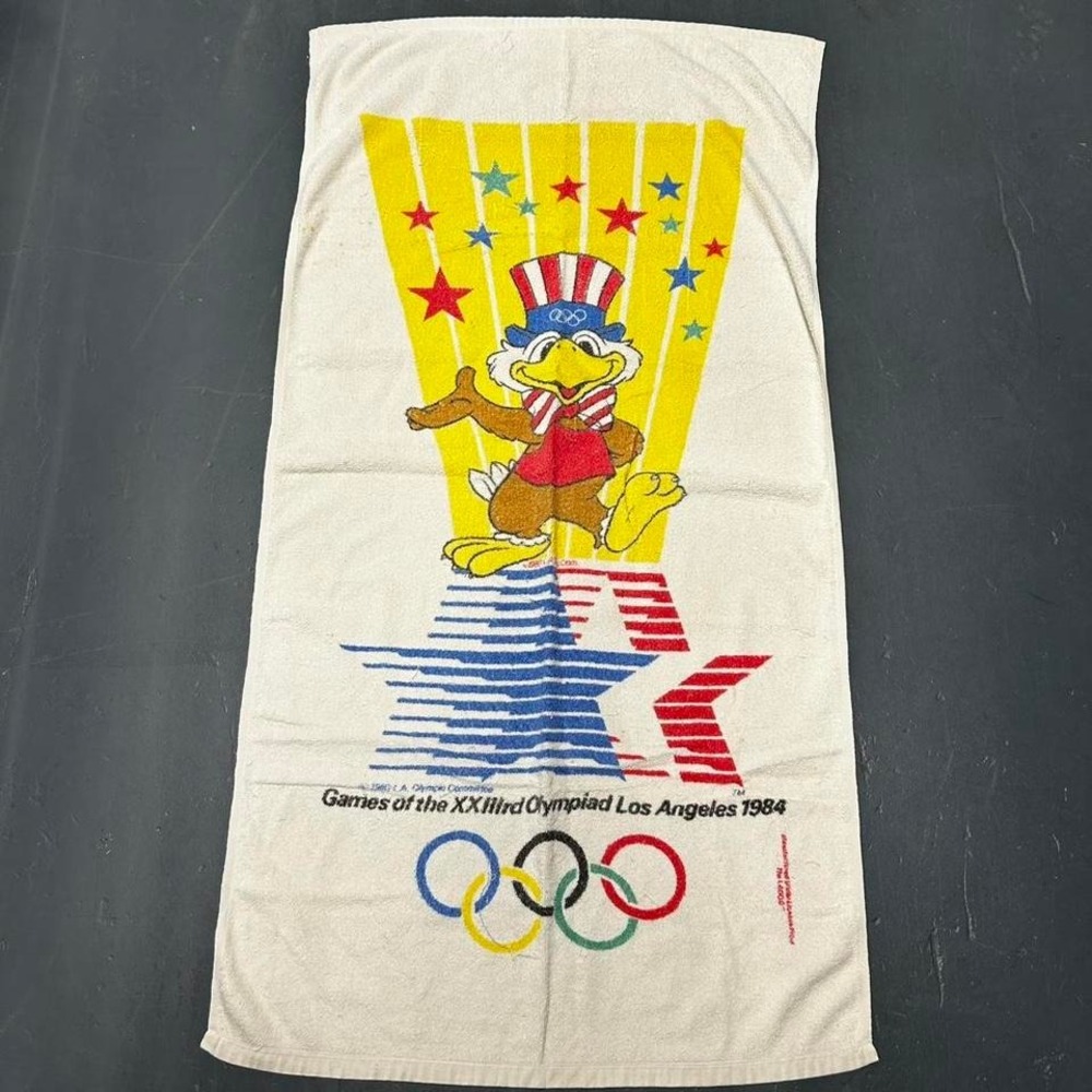 Vintage 1984 Los Angeles Olympics graphic towel